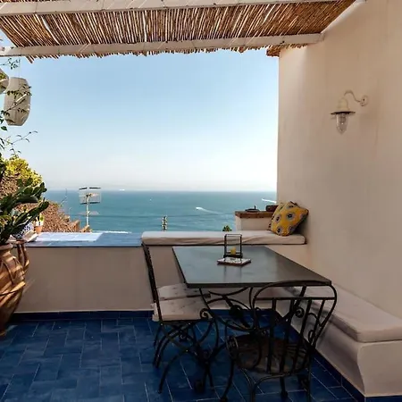 Casa La Scaletta, קאפרי